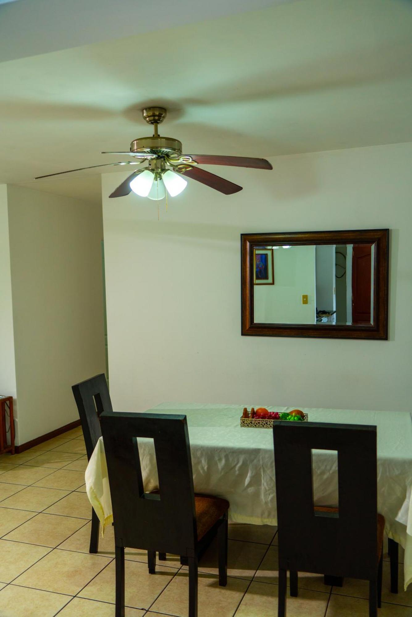 סאן סלבדור Suites & Apartments San Benito - Zona Rosa מראה חיצוני תמונה